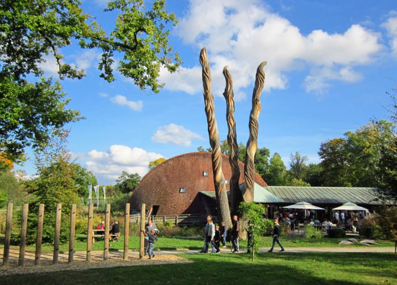 Arboretum National des Barres, Domaine Des Barres, France